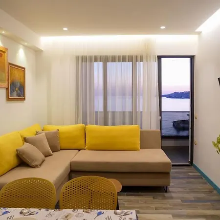 Luxury Golden 3 * Sarandë