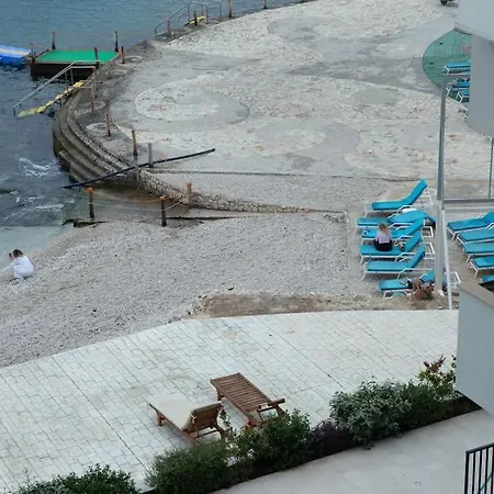 Luxury Golden 3 Apartment Sarande