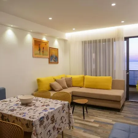 Luxury Golden 3 Saranda